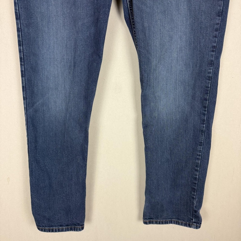 Levi's 502 Jeans Mens 42x32 Blue Medium Wash Regular Tapered Leg Stretch Denim - Picture 4 of 16